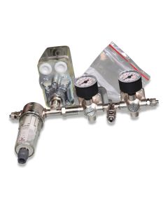 Pressure regulator with filter and manometric switch