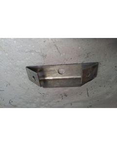 Base adjustment feed breeder hopper