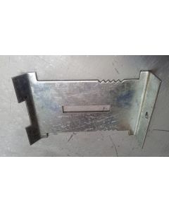 Adjustment level of feed hopper breeder