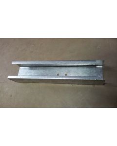 Exit channel right w/ 1 hole feed hopper for breeder