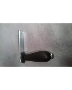 Handle set channel cleaning