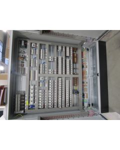 Control cab. Layer UV600