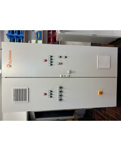 Control cab. Layer - Mkuza Farm