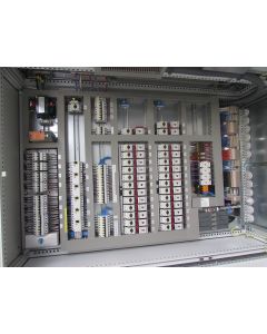 Control cabinet layer house - UV600 5r8t